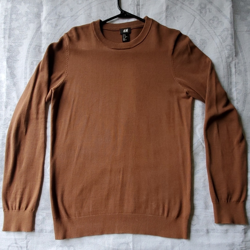 H&M brown fine knit sweater